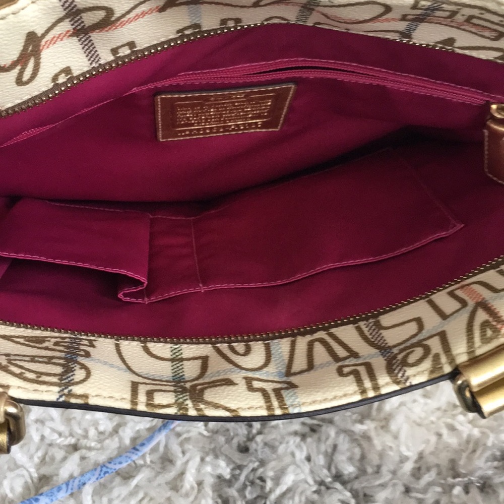 Large Coach Gold Graffiti tote - Picture 4 of 5